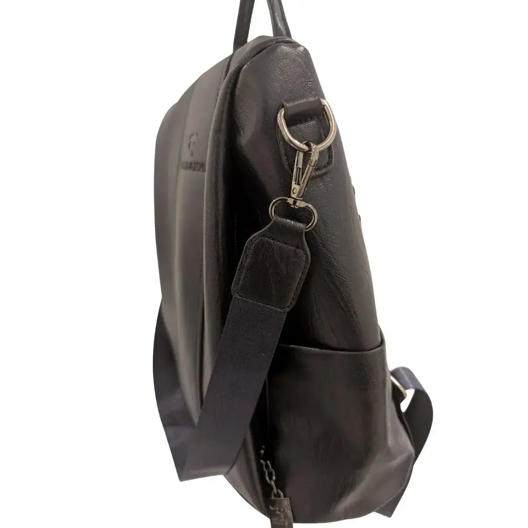 Sac à dos femme Olixya noir, antivol et sécurisé, vue de profil avec attache bandoulière